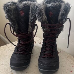 Columbia Black Women’s Winter Boots